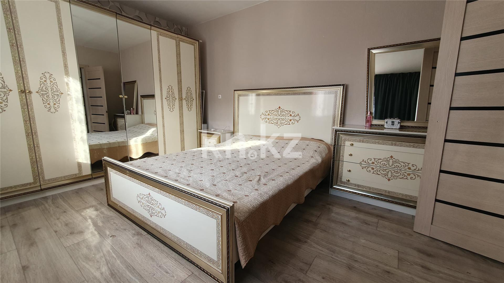 Продажа 3-комнатной квартиры, 69 м², ул. Жекибаева в Караганде - фото 3