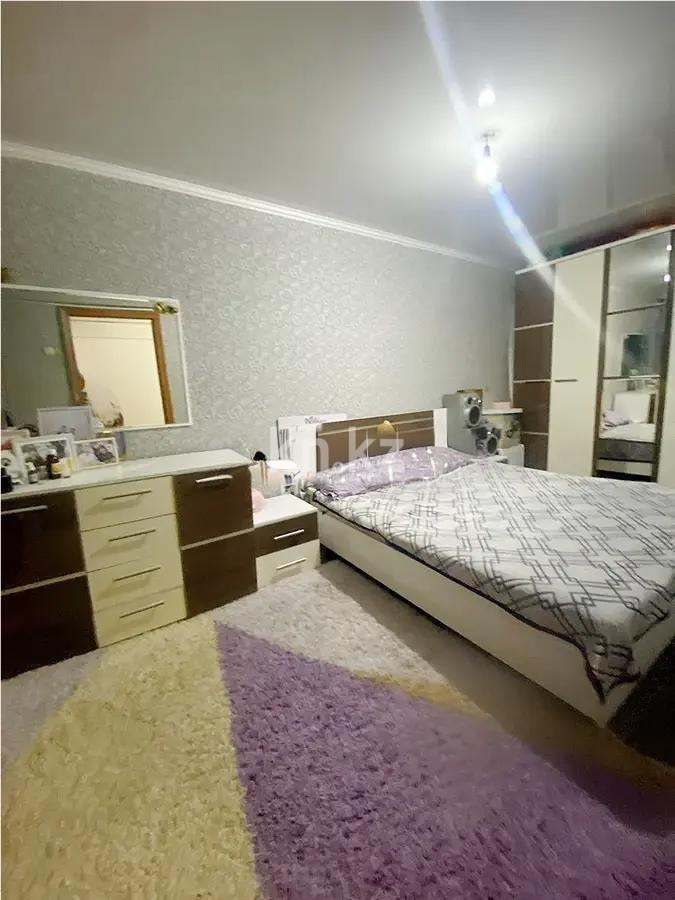Продажа 3-комнатной квартиры, 54 м², ул. Бирюзова, дом  5 в Шахтинске - фото 2