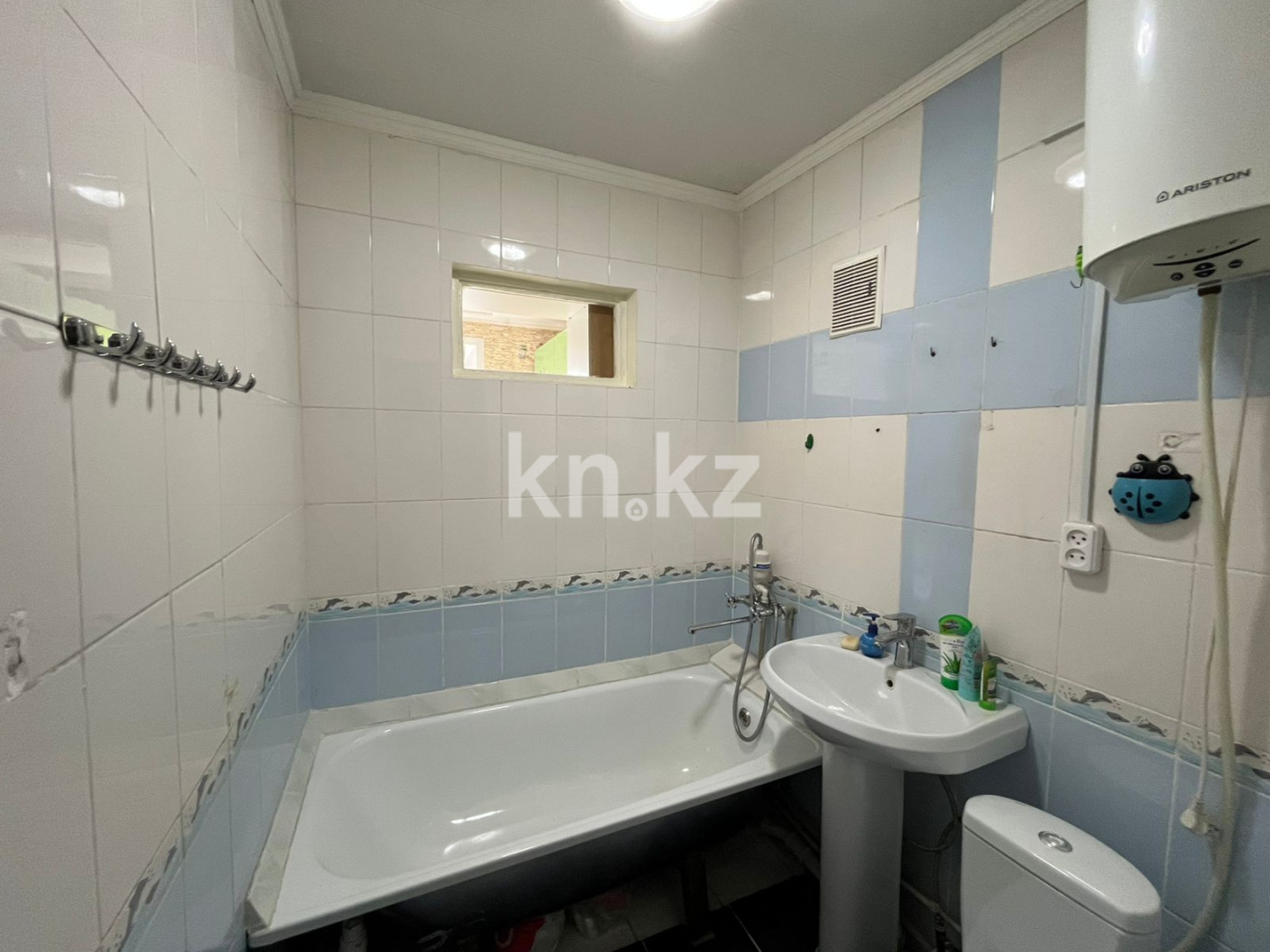 Продажа 2-комнатной квартиры, 43 м², 17 мкр. в Караганде - фото 10