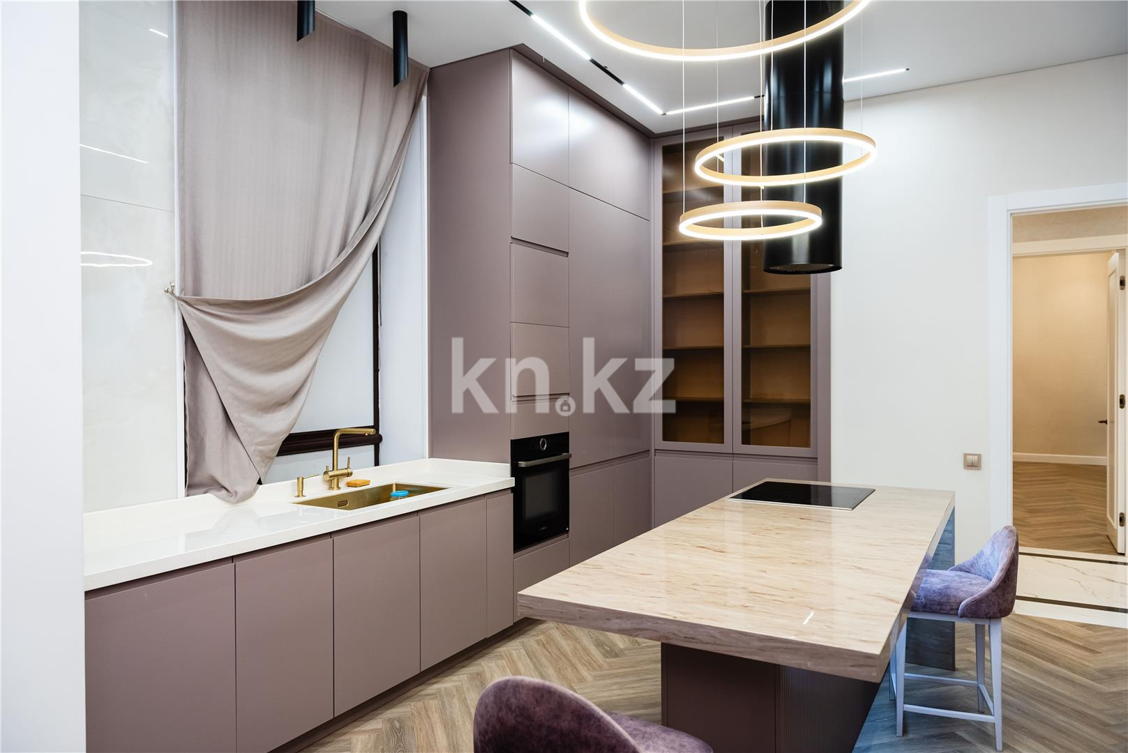 Продажа 6-комнатной квартиры, 345 м², ул. Муканова, дом  53 в Караганде - фото 7