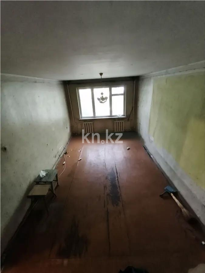 Продажа 3-комнатной квартиры, 59 м², мкр-н 7, дом  6 в Алматы