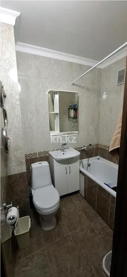 Продажа 3-комнатной квартиры, 60 м², мкр-н 11, дом  4 в Алматы - фото 5