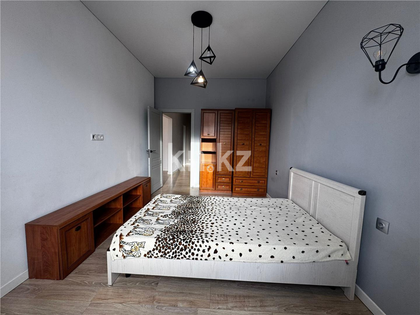 Продажа 2-комнатной квартиры, 48 м², ул. Омарова в Астане