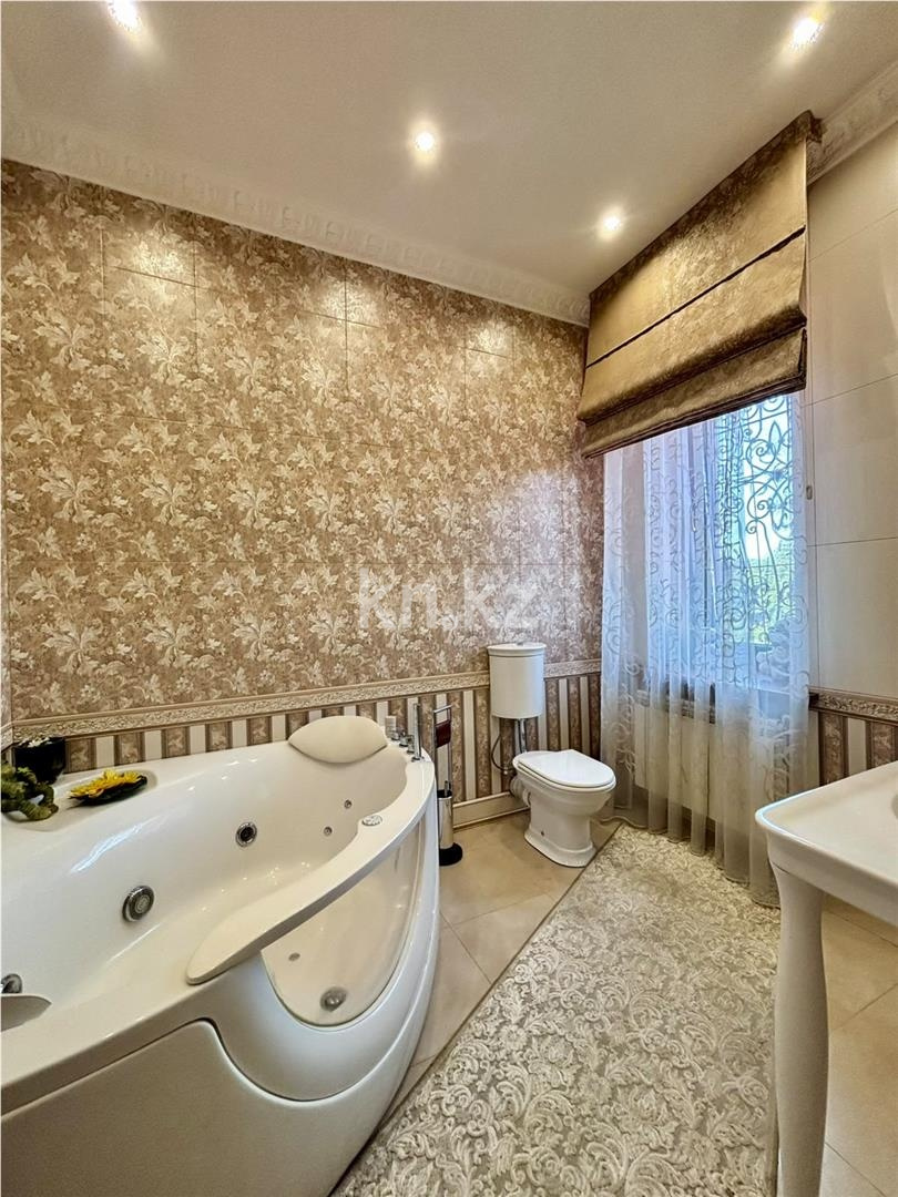 Продажа 9-комнатного дома, 375.7 м² в Караганде - фото 28