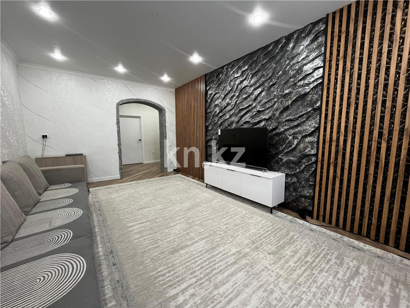 Продажа 2-комнатной квартиры, 65 м² в Караганде - фото 4