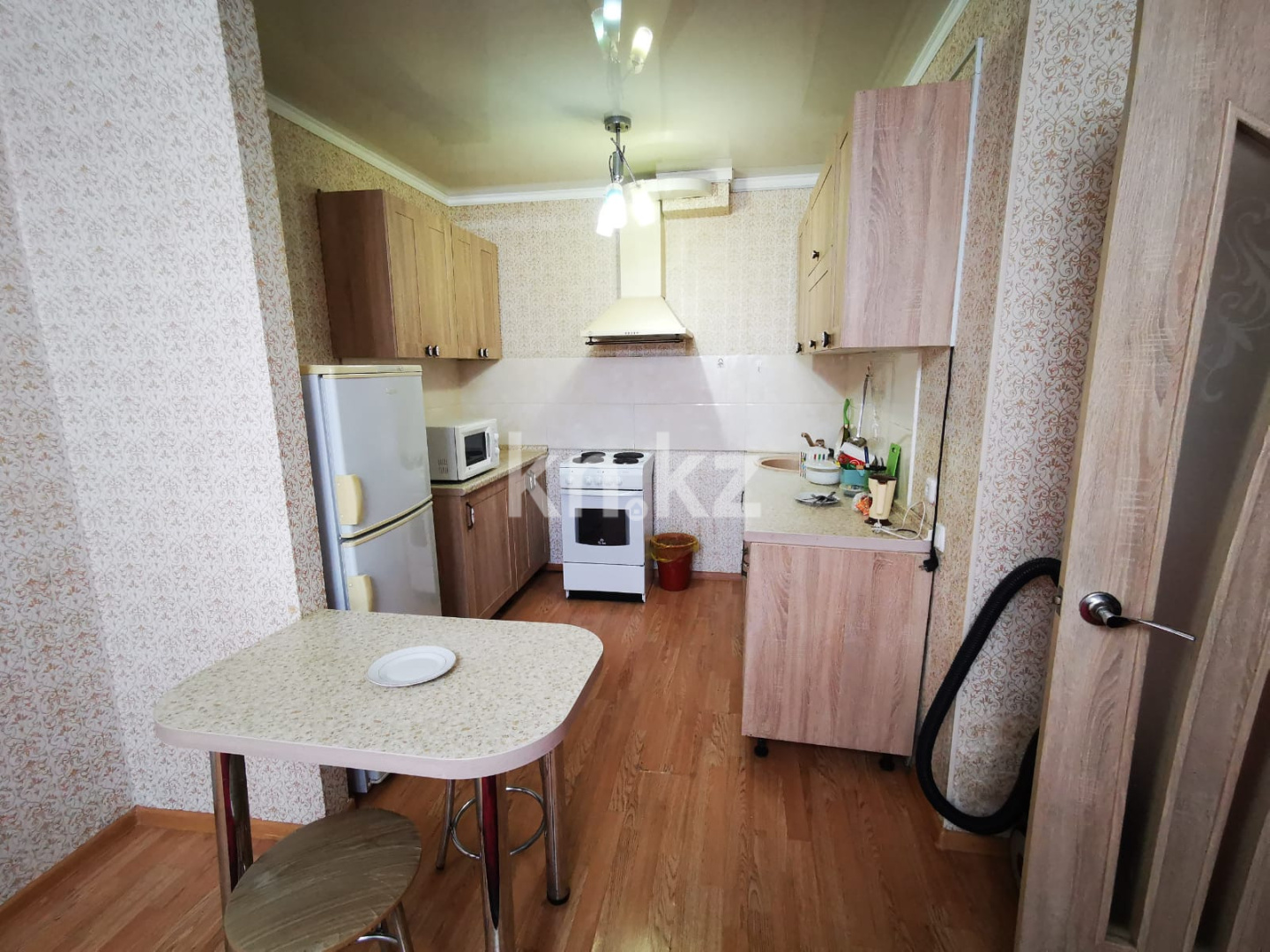 Аренда 2-комнатной квартиры, 50 м², ул. Е-319, дом  2 в Астане