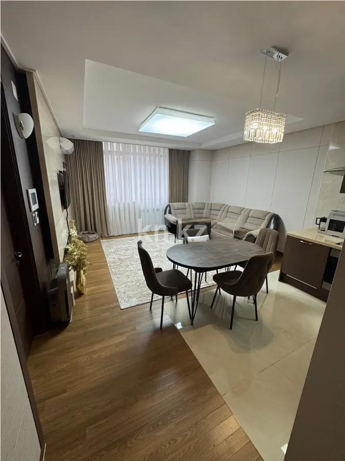 Продажа 3-комнатной квартиры, 74 м², пр. Кошкарбаева, дом  10 в Астане