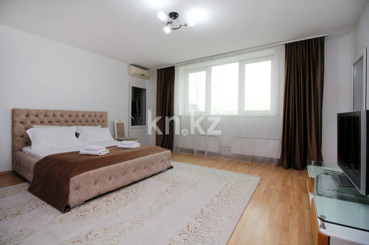 Аренда 1-комнатной квартиры посуточно, 50 м², ул. Хусаинова, дом  225 - ул. Ескараева в Алматы - фото 17