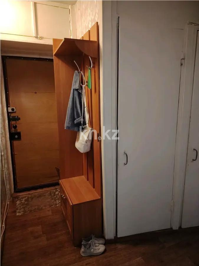 Продажа 3-комнатной квартиры, 48 м², пр. Республики, дом  38 в Караганде - фото 6