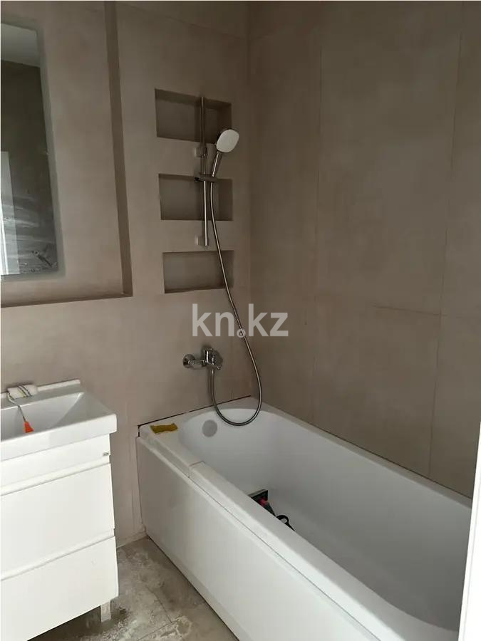 Продажа 2-комнатной квартиры, 73 м², мкр. Кайрат, дом  303/4 в Алматы - фото 4
