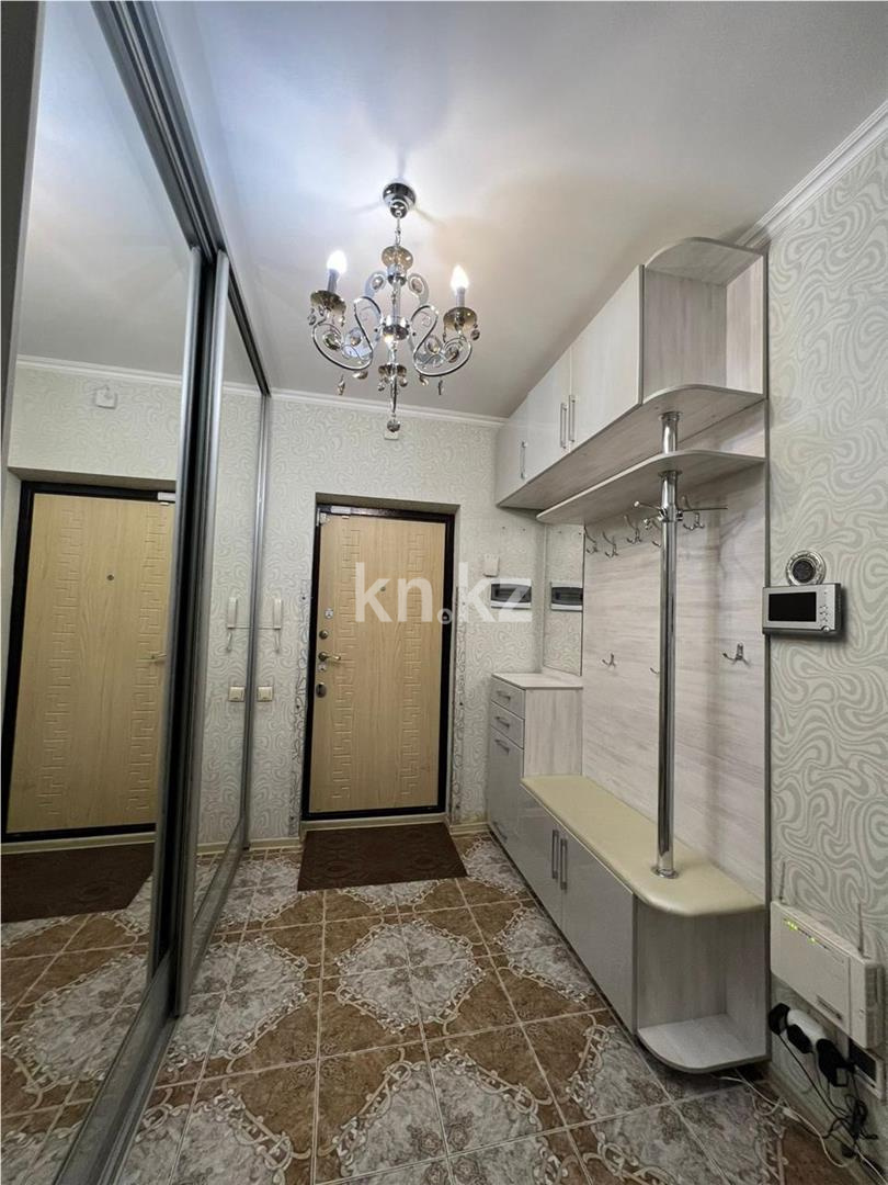 Продажа 4-комнатной квартиры, 141.7 м², ул. Габдуллина в Астане - фото 5