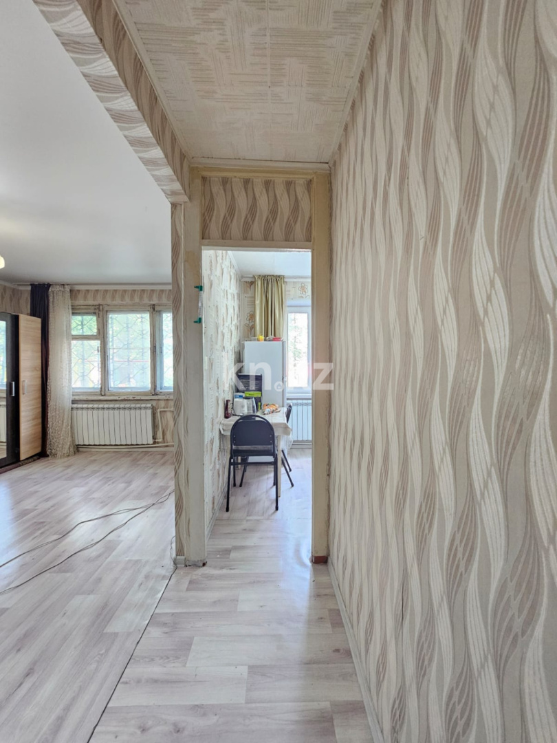 Продажа 1-комнатной квартиры, 32.2 м², ул. Ержанова, дом  36 в Караганде - фото 5
