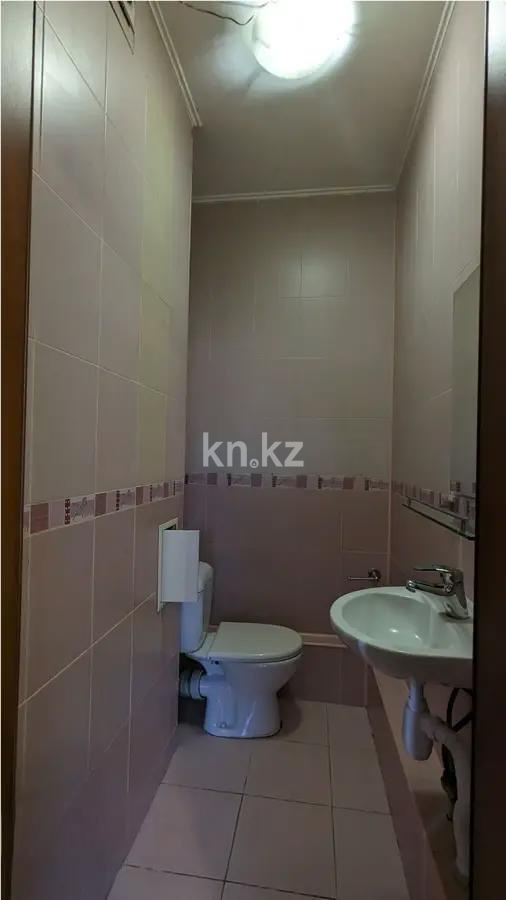 Продажа 2-комнатной квартиры, 70 м², ул. Кабанбай батыра, дом  203 в Алматы - фото 5