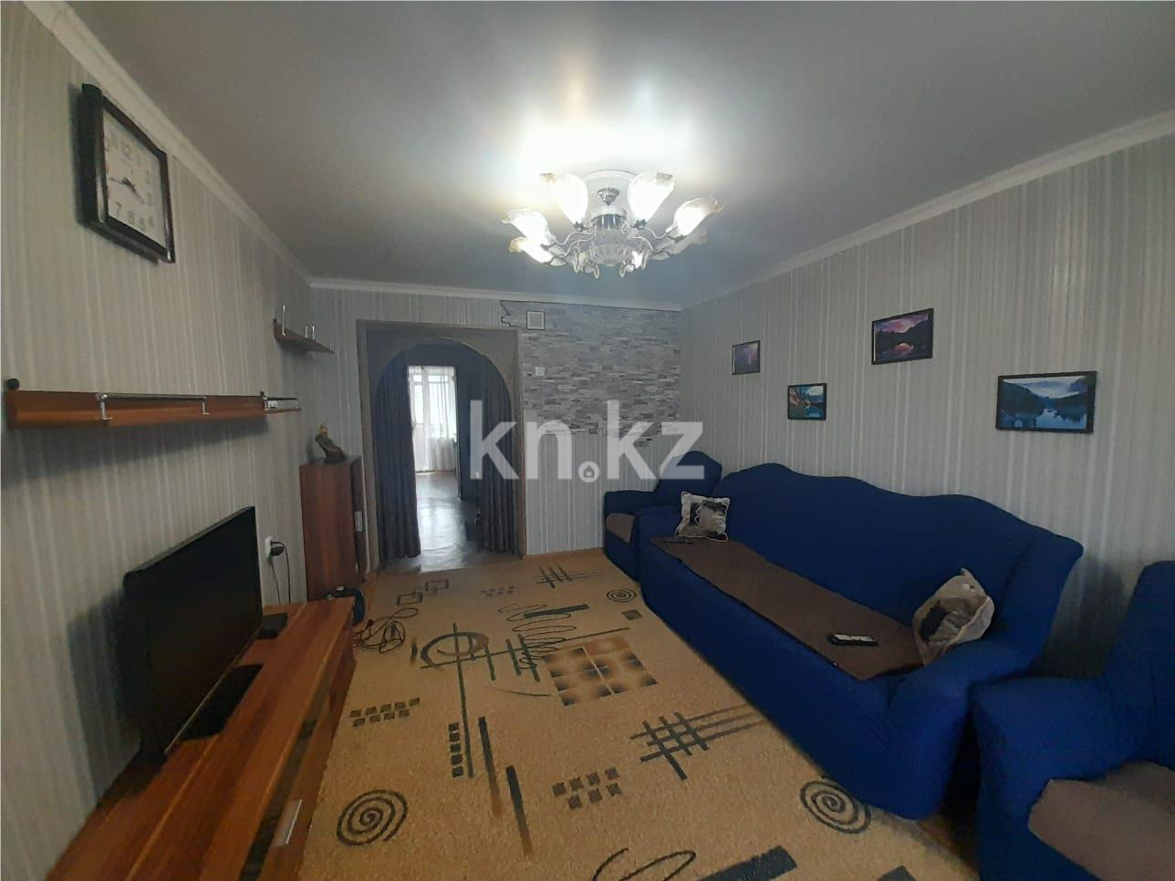 Продажа 3-комнатной квартиры, 57 м², ул. Аманжолова, дом  43 в Караганде - фото 2