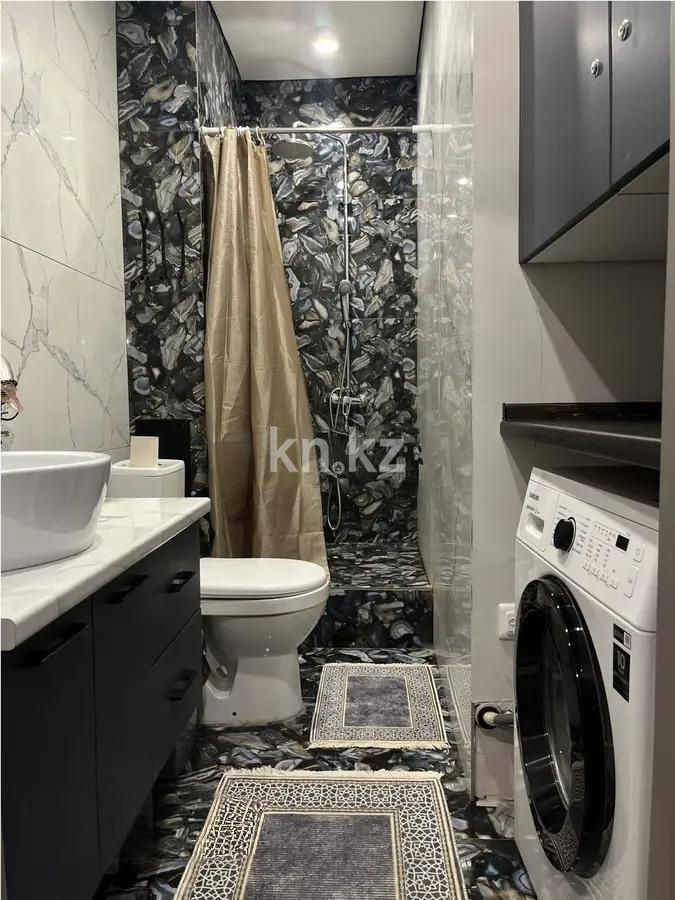 Продажа 2-комнатной квартиры, 45 м², ул. Момышулы, дом  24 в Караганде - фото 5