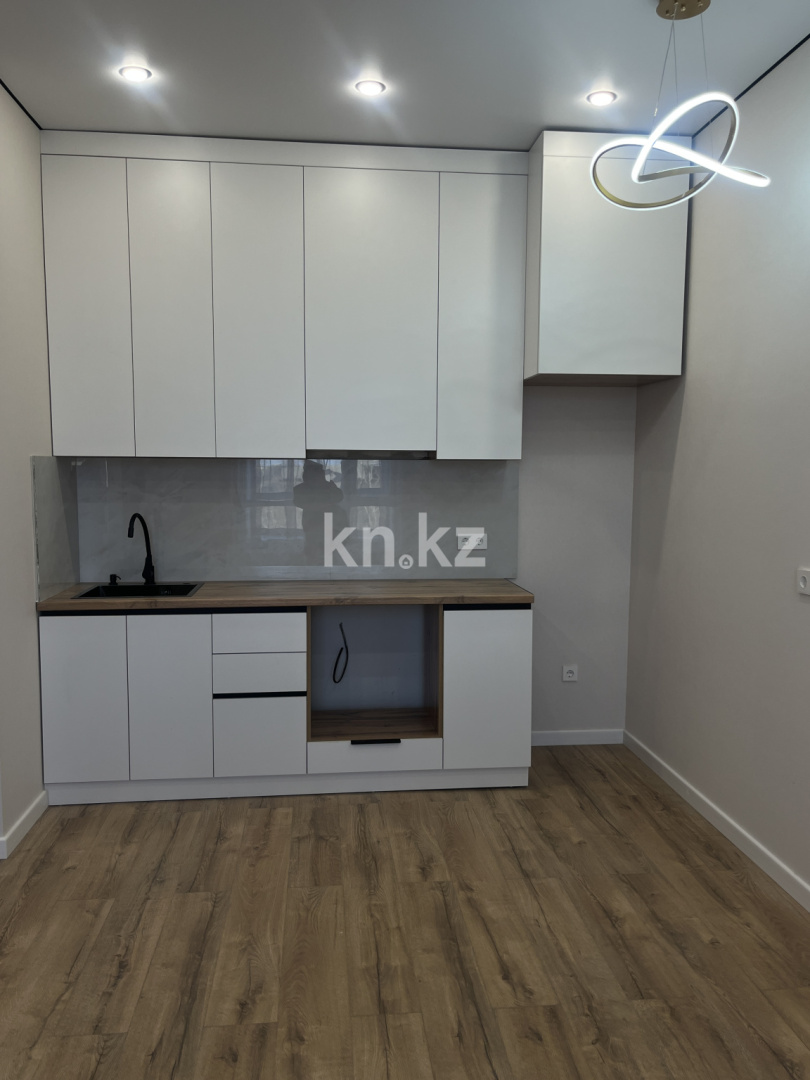 Продажа 2-комнатной квартиры, 35 м², Абая, дом  84 в Астане - фото 10