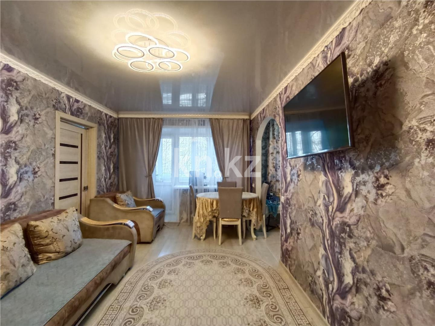 Продажа 2-комнатной квартиры, 42 м², ул. Зелинского в Караганде