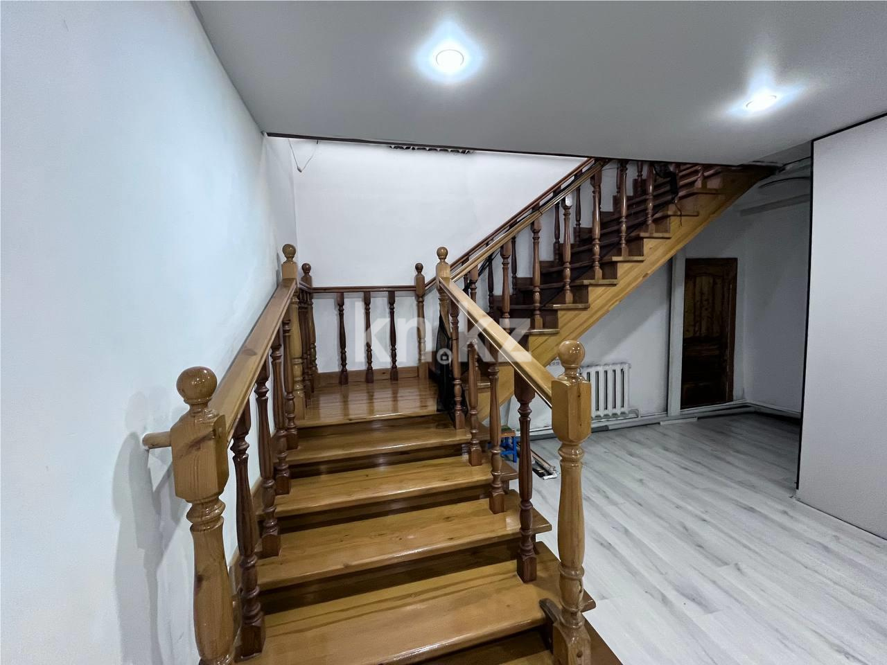 Продажа 5-комнатного дома, 271 м² в Караганде - фото 11