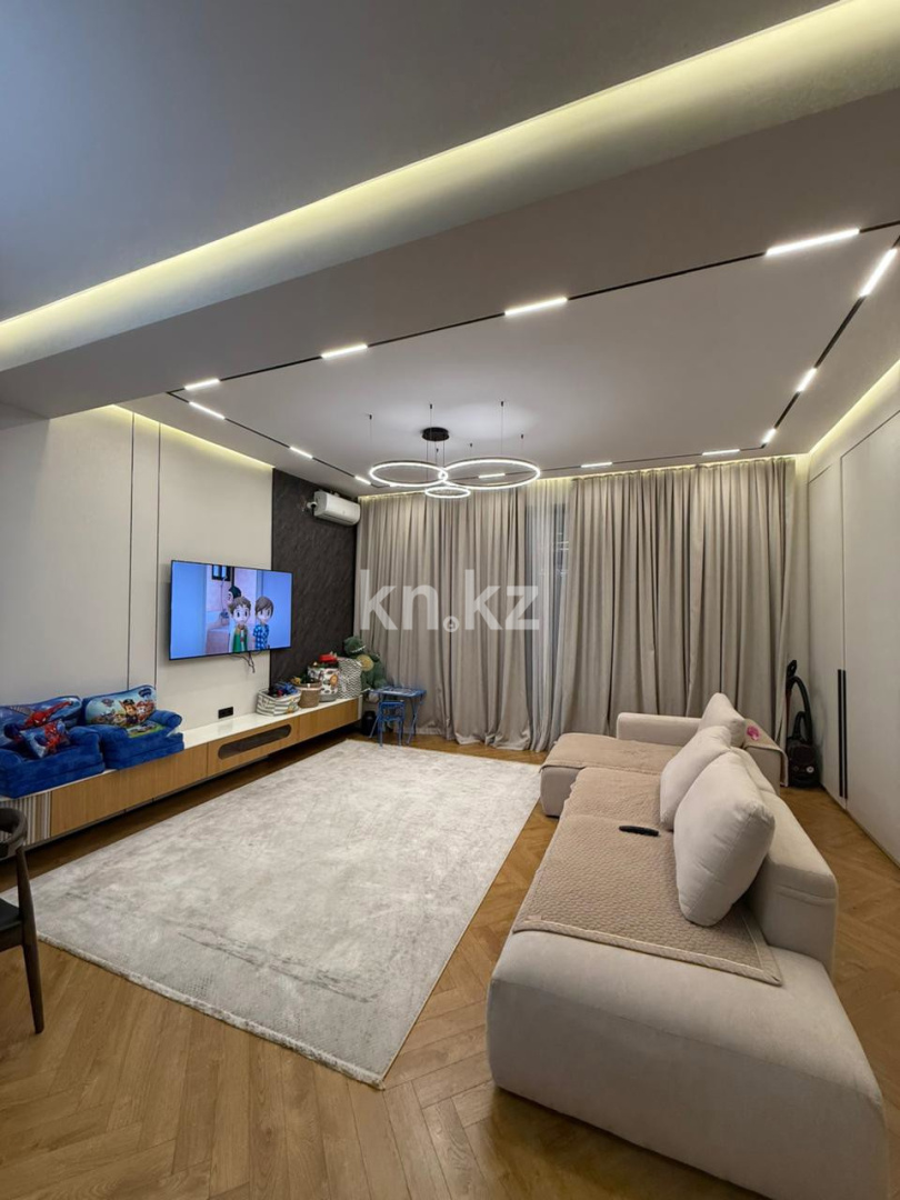 Продажа 2-комнатной квартиры, 81.1 м² в Алматы