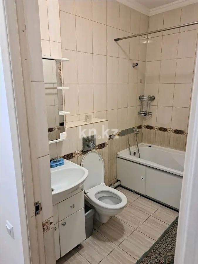 Продажа 3-комнатной квартиры, 98 м², мкр-н Аксай-3б, дом  30а в Алматы - фото 5