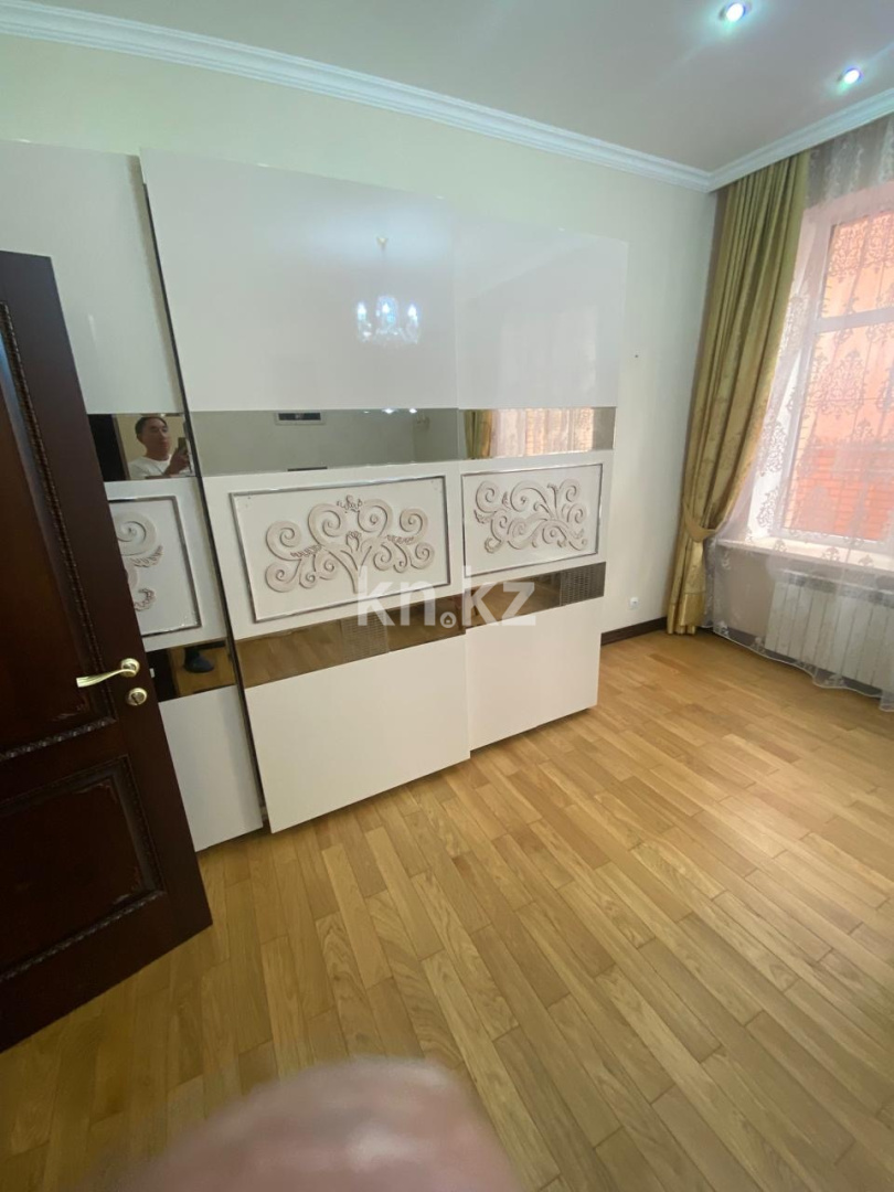 Аренда 10-комнатного дома, 600 м² в Астане - фото 21