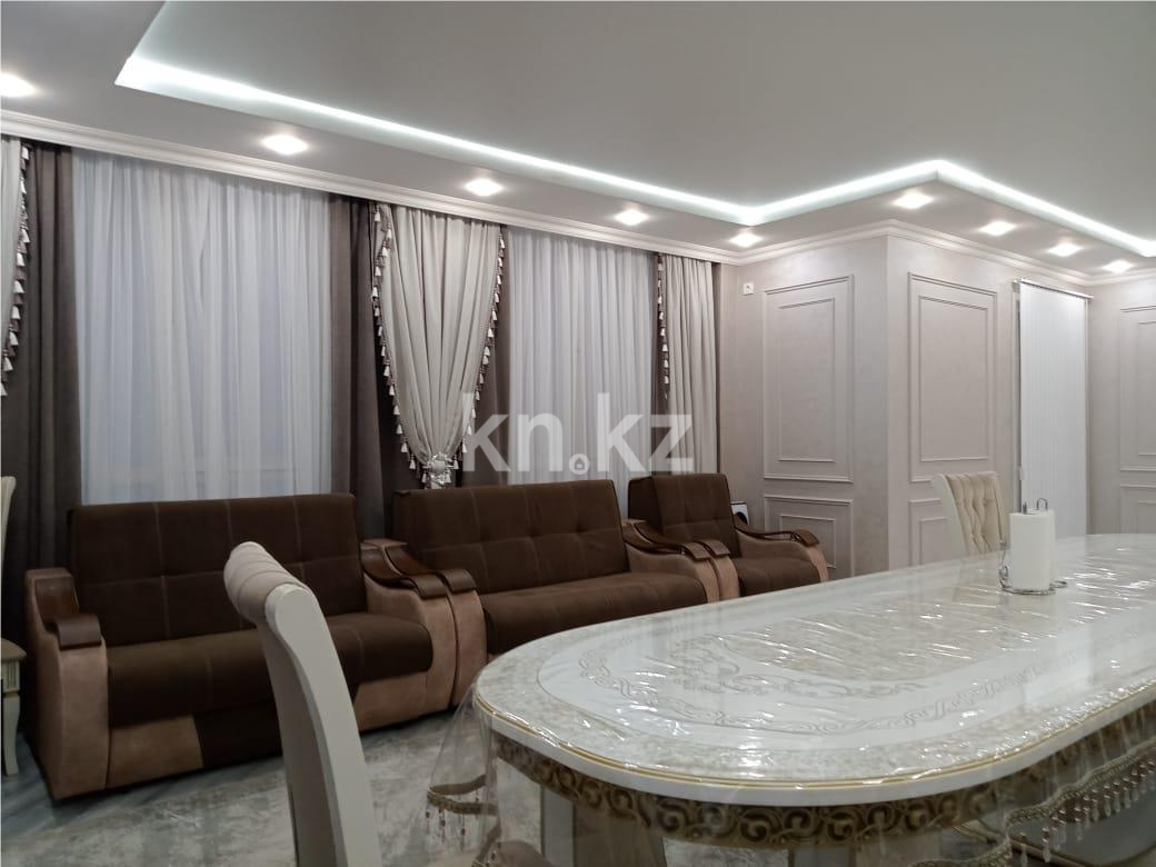 Продажа 4-комнатной квартиры, 140 м², пр. Шахтеров в Караганде - фото 14