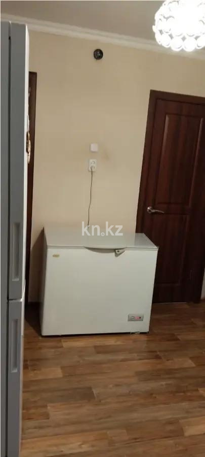 Продажа 3-комнатной квартиры, 60 м², мкр. Восток-3, дом  9 в Караганде - фото 5