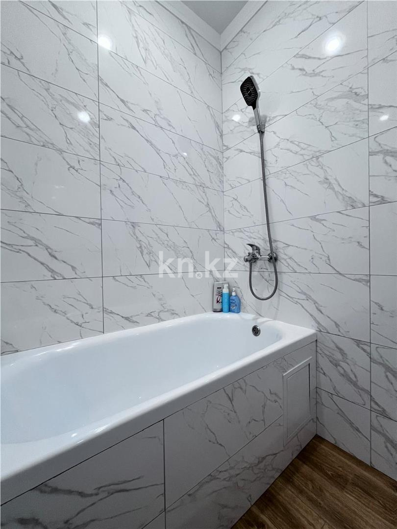 Продажа 3-комнатной квартиры, 83 м², ул. Таттимбета в Караганде - фото 17