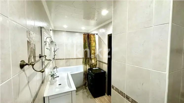 Продажа 4-комнатной квартиры, 236 м², пр. Абая, дом  63 в Астане - фото 5