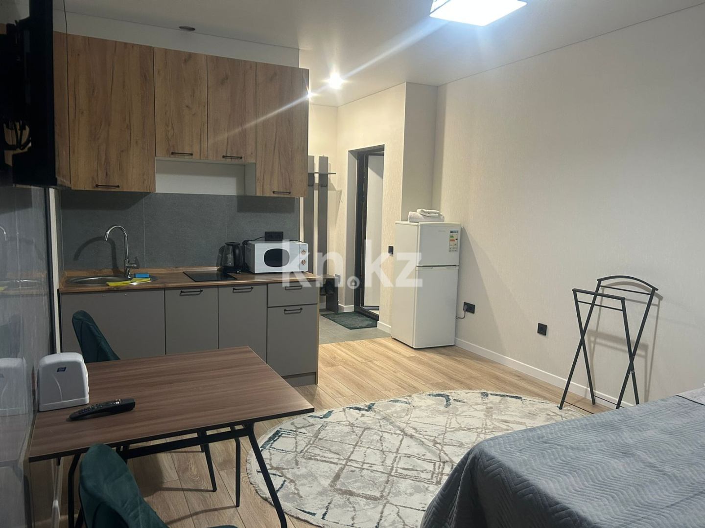 Аренда 1-комнатной квартиры посуточно, 30 м², ул. Нажимеденова, дом  15 - пр. Улы Дала в Астане