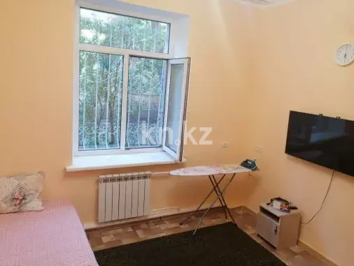 Аренда 1-комнатной квартиры, 50 м² в Алматы
