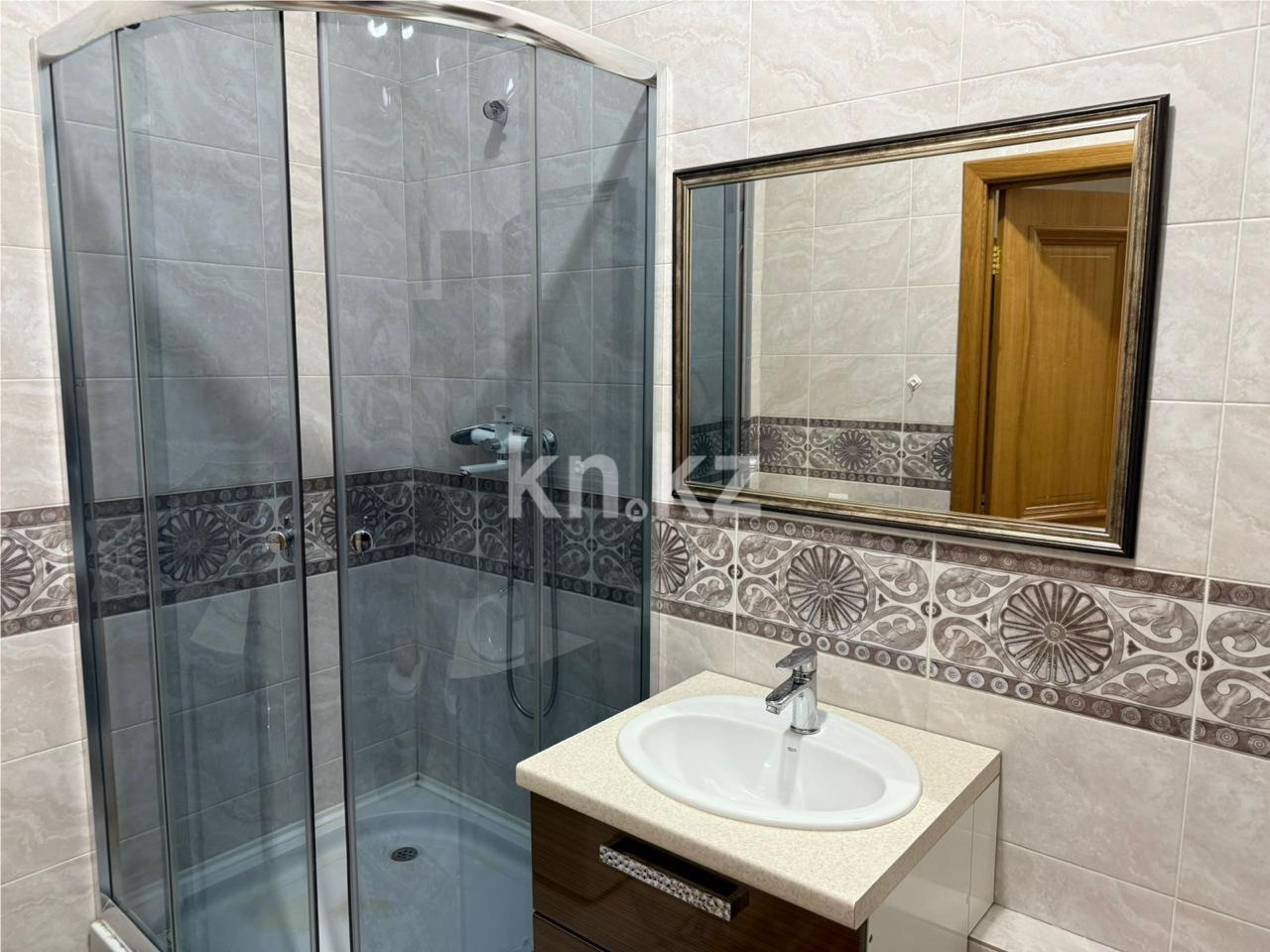 Продажа 3-комнатной квартиры, 121.7 м² в Астане - фото 9