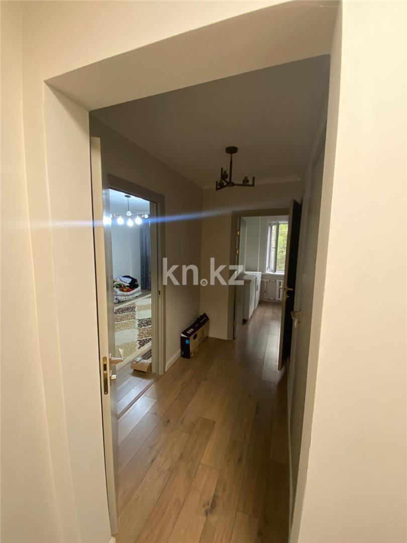 Продажа 5-комнатной квартиры, 100 м², 6-й мкр. в Темиртау - фото 4