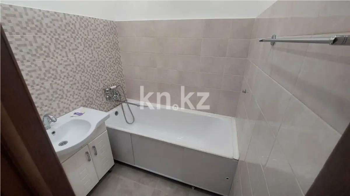 Продажа 4-комнатной квартиры, 83 м² в Алматы - фото 3
