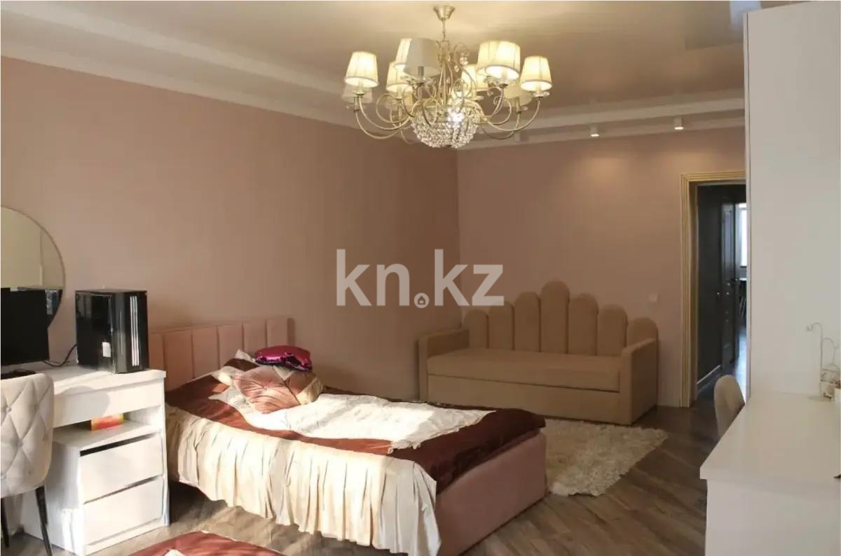 Продажа 3-комнатной квартиры, 108 м², ул. Жуалы, дом  13 в Алматы - фото 2