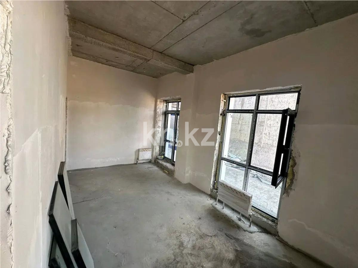 Продажа 4-комнатной квартиры, 185 м², ул. Салыкова, дом  40 в Алматы