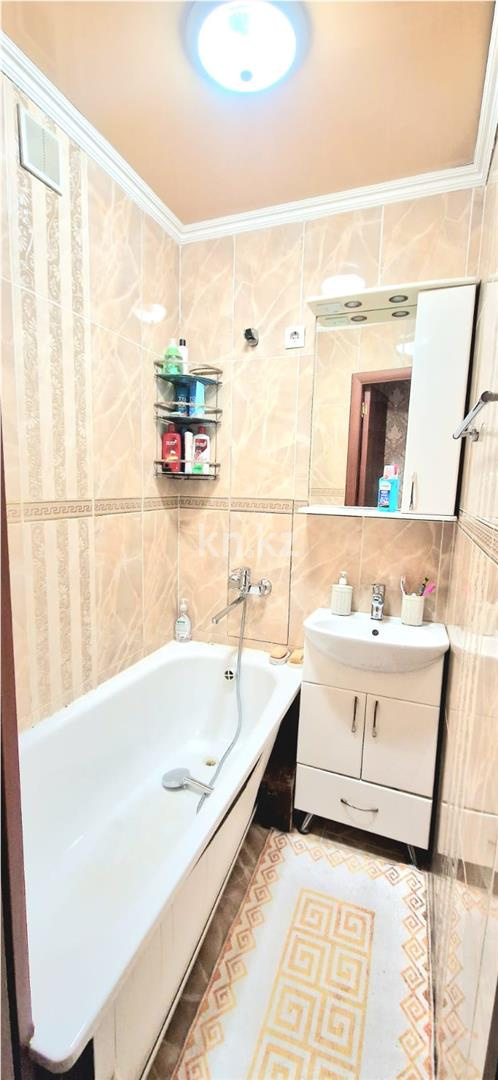 Продажа 3-комнатной квартиры, 62 м², 15-й мкр. в Караганде - фото 19