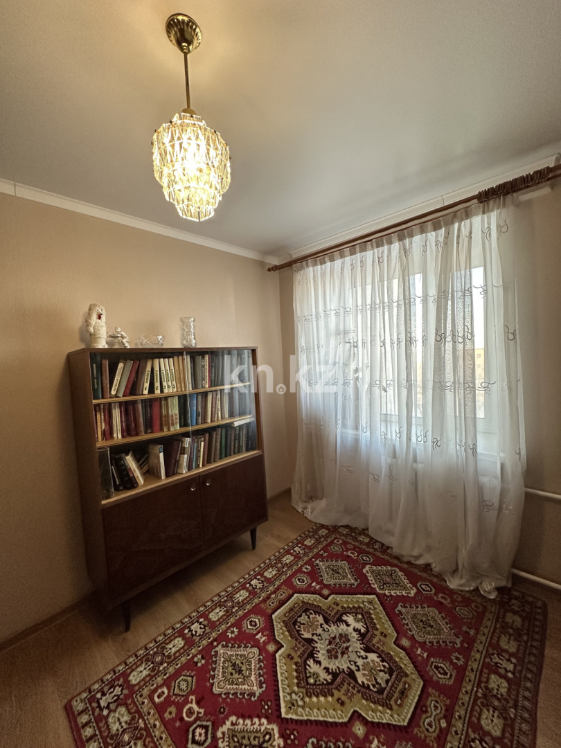 Продажа 3-комнатной квартиры, 58 м², ул. Гапеева, дом  19 в Караганде - фото 10