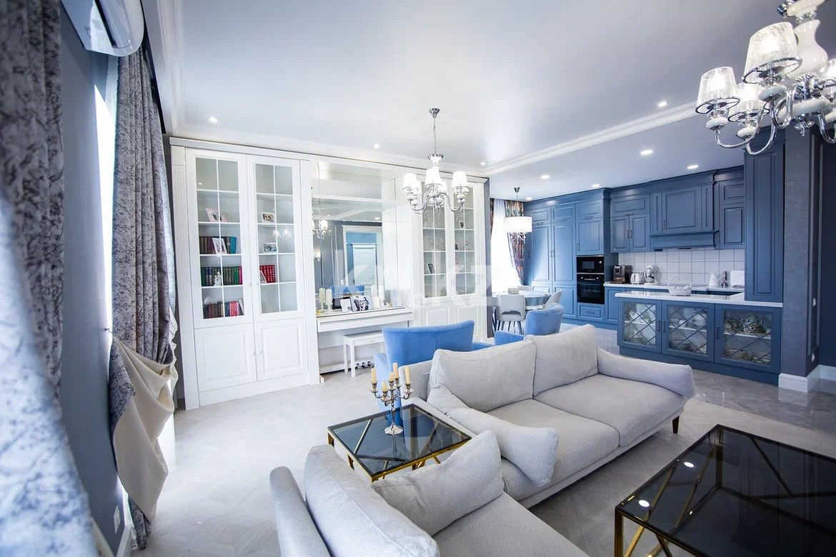 Продажа 5-комнатной квартиры, 154 м², ул. Аманжолова, дом  94/3 в Караганде - фото 2