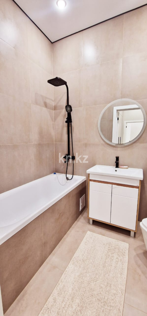 Продажа 2-комнатной квартиры, 51 м², ул. Байтурсынова, дом  42 - район Нурлы жол в Астане - фото 10