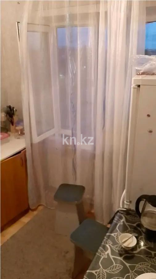 Продажа 1-комнатной квартиры, 38 м², мкр-н 15, дом  2 в Караганде - фото 3
