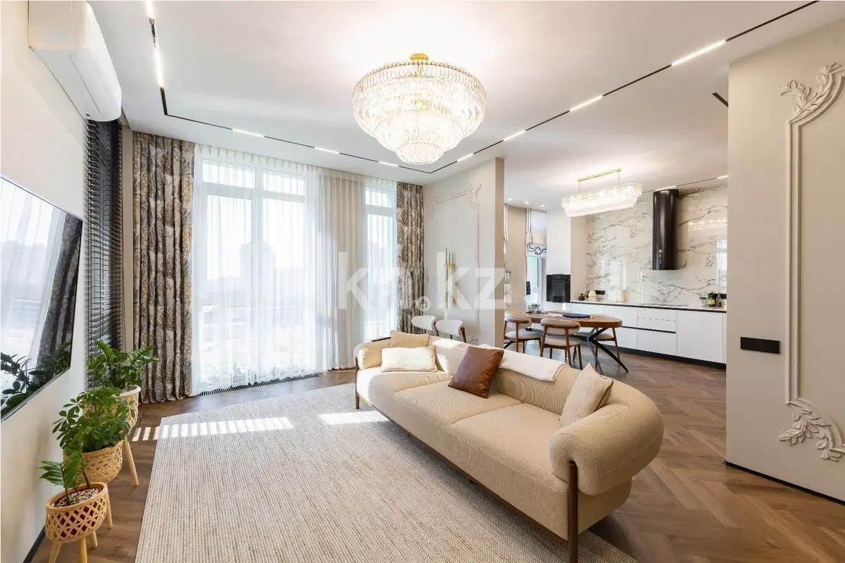 Продажа 4-комнатной квартиры, 135 м², ул. Акмешит, дом  1 в Астане