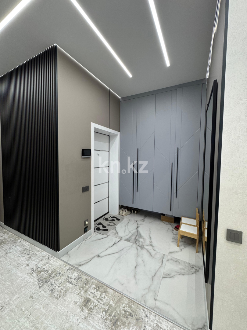 Продажа 4-комнатной квартиры, 105 м², ул. Таттимбета, дом  35 в Караганде - фото 10