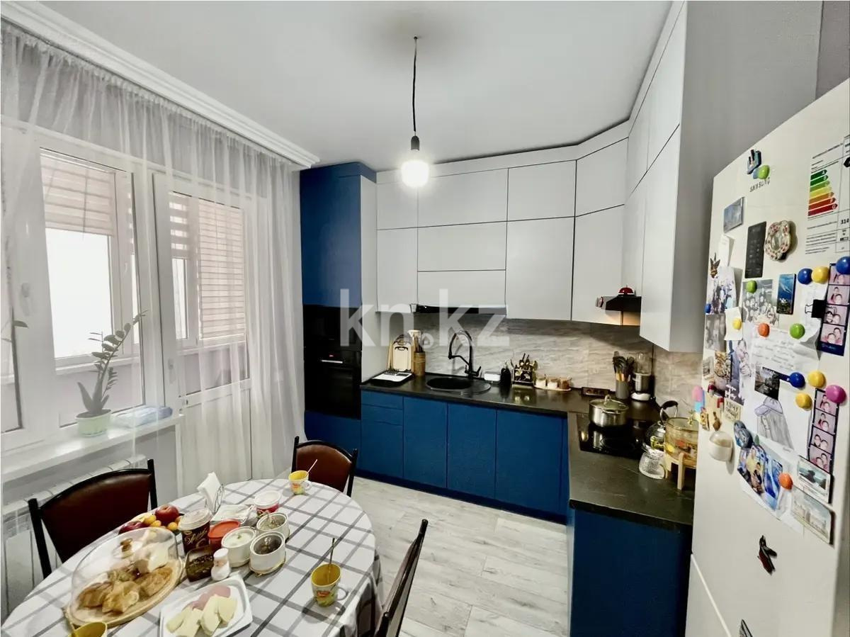 Продажа 3-комнатной квартиры, 71 м², мкр-н Дарабоз, дом  25а в Алматы - фото 4