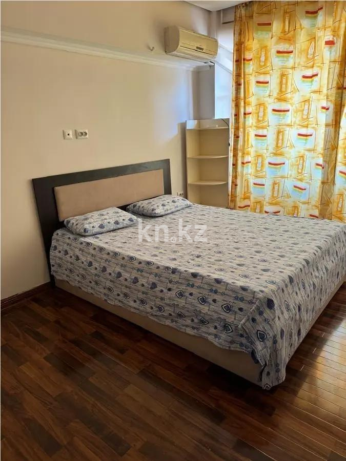 Продажа 3-комнатной квартиры, 68 м², пр. Жибек жолы, дом  81 в Алматы - фото 4