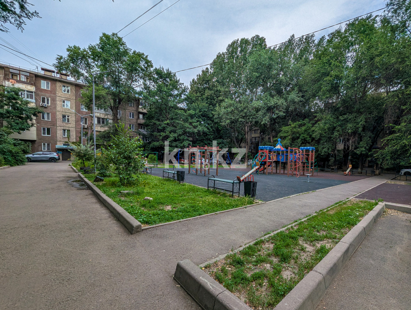 Продажа 2-комнатной квартиры, 42.4 м² в Алматы - фото 13