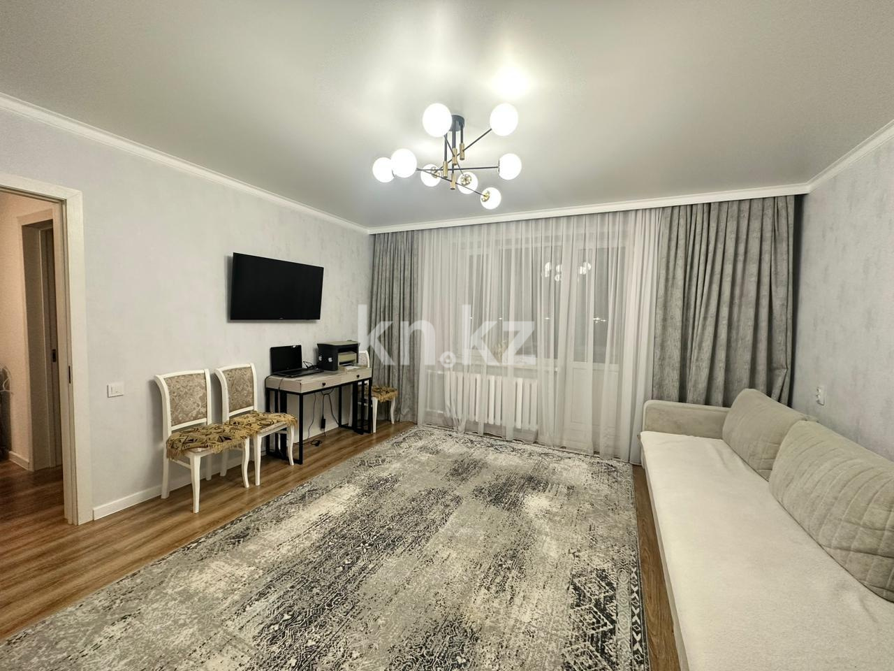 Продажа 3-комнатной квартиры, 65 м², ул. Муканова, дом  80 в Караганде