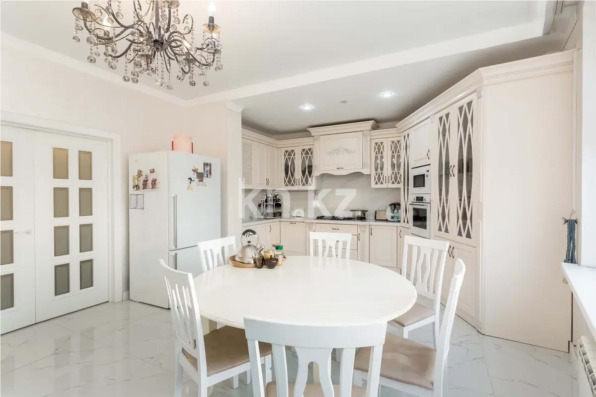 Продажа 5-комнатной квартиры, 284.4 м², пр. Аль-Фараби, дом  45 в Алматы - фото 6