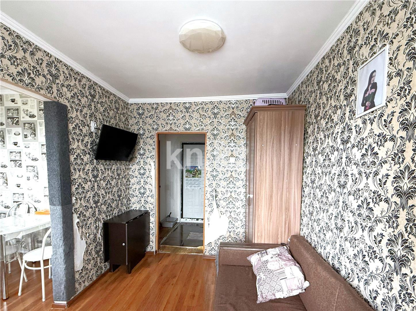 Продажа 2-комнатной квартиры, 40 м², 16-й мкр. в Караганде - фото 2