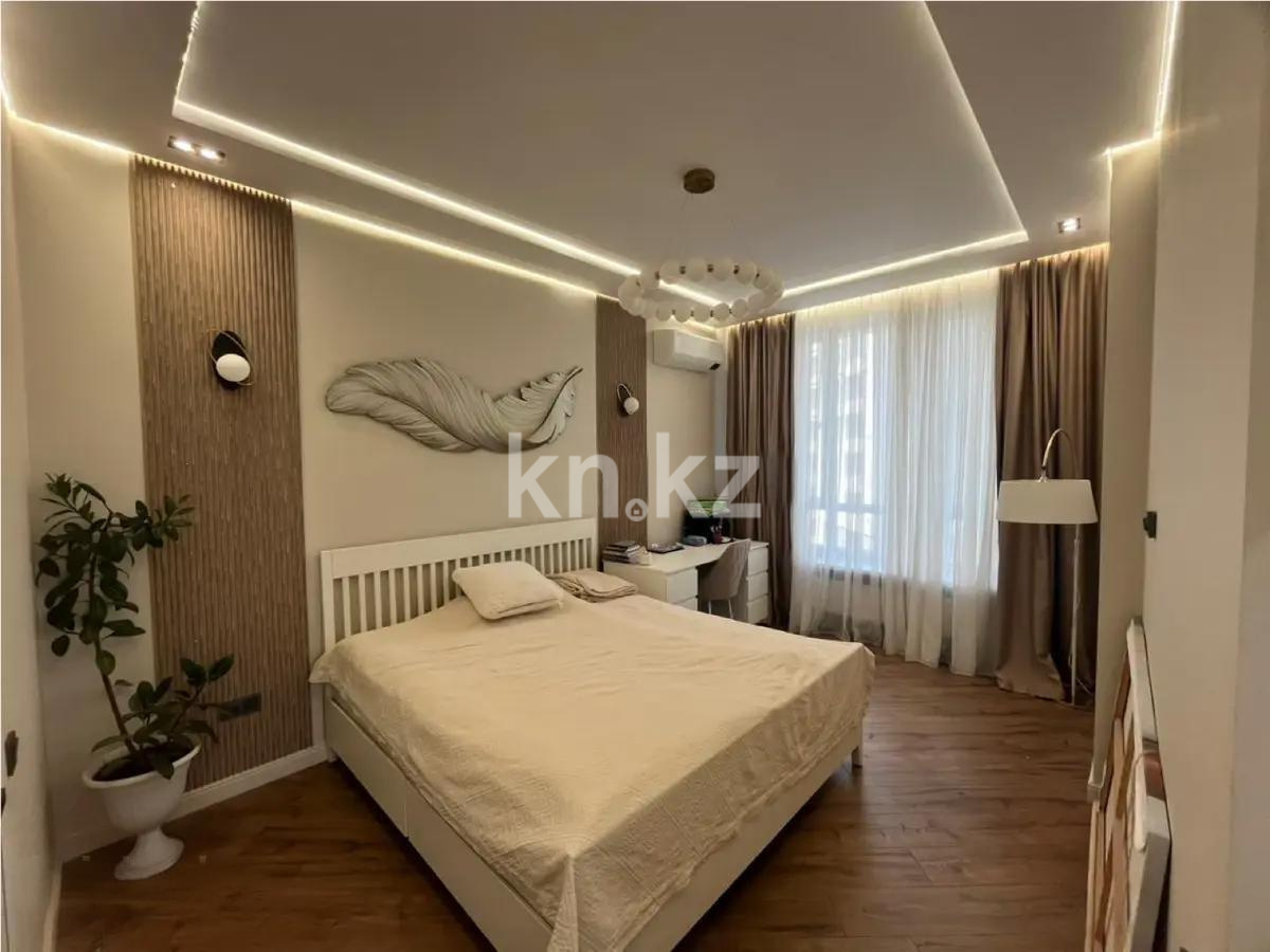 Продажа 3-комнатной квартиры, 79 м², пр. Аль-Фараби, дом  27/2 в Алматы - фото 3